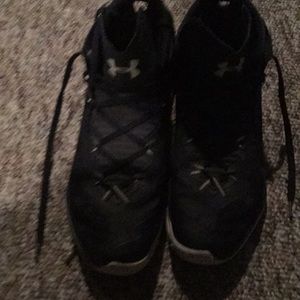 Under armor shoes
